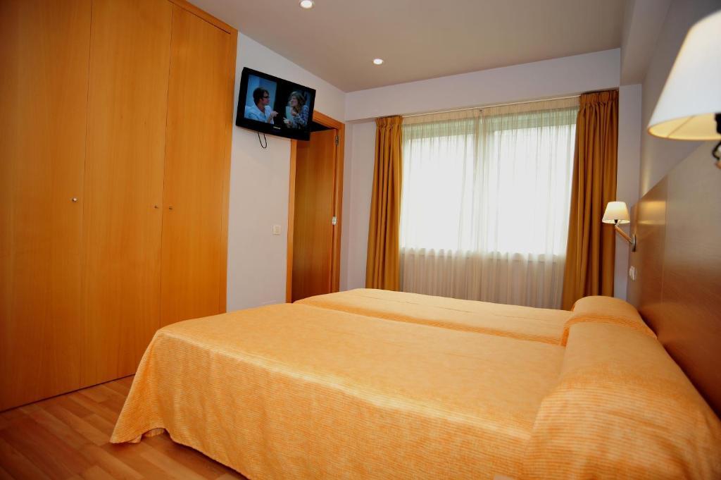 Hotel Windsor Santiago de Compostela Exterior photo