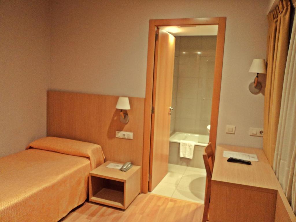 Hotel Windsor Santiago de Compostela Room photo
